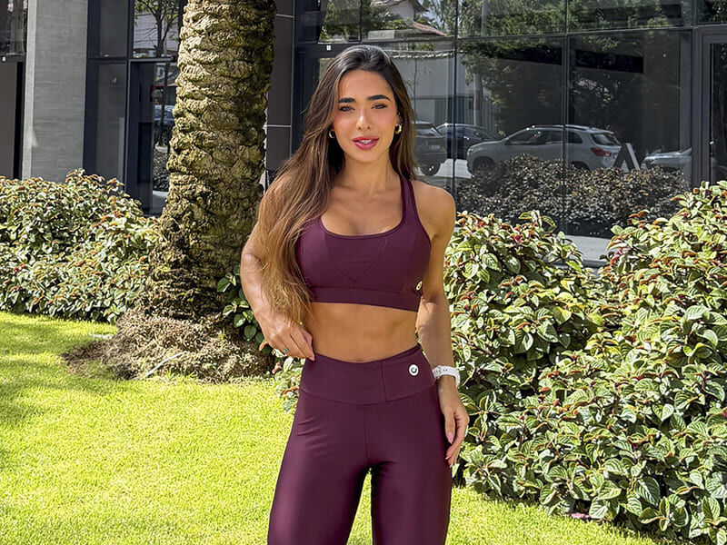 Tipos de top feminino: descubra modelos ideais para cada rotina Tipos de top feminino: descubra modelos ideais para cada rotina